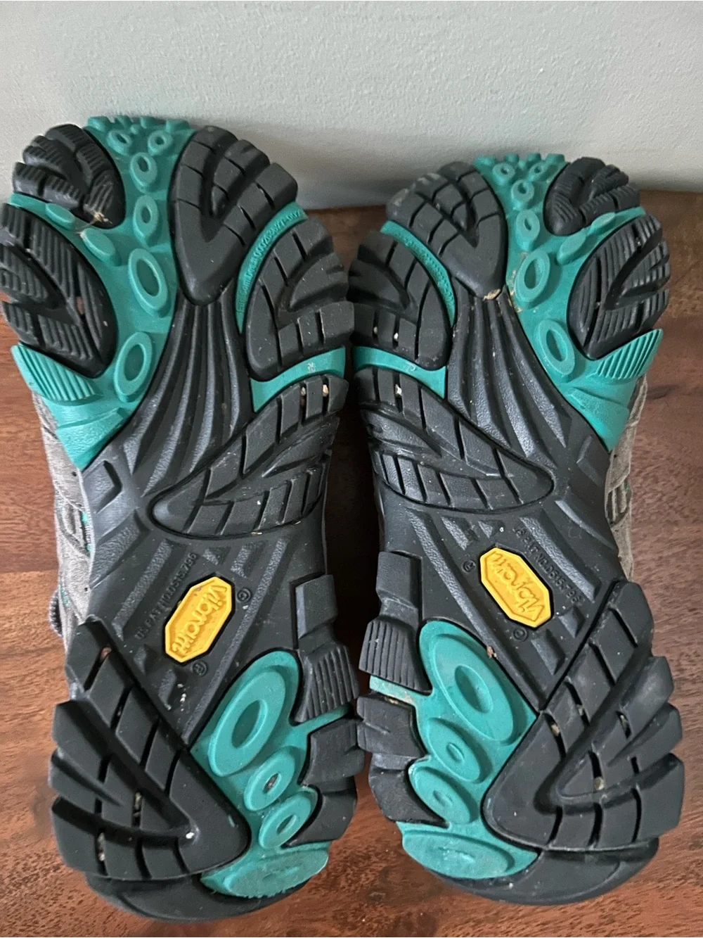 Merrell Moab 2 vent suede EUC hiking shoes